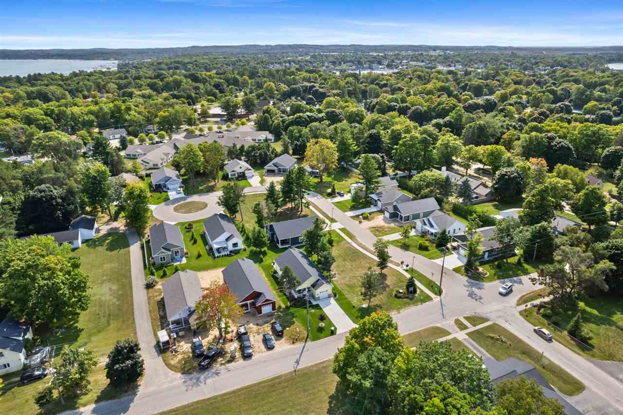 105 Peppervine Place Charlevoix MI 49720