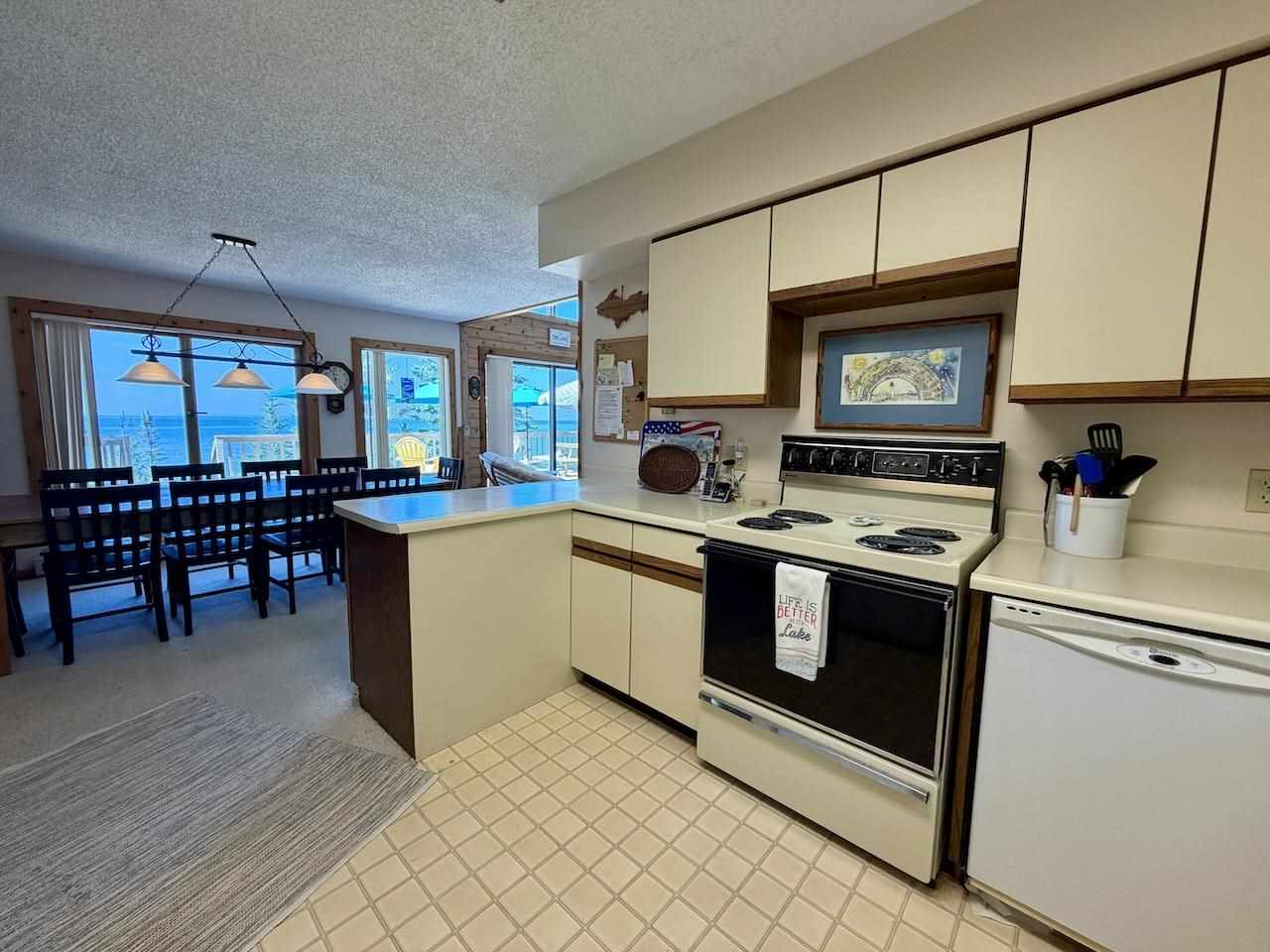 29090 South End Road Beaver Island MI 49782