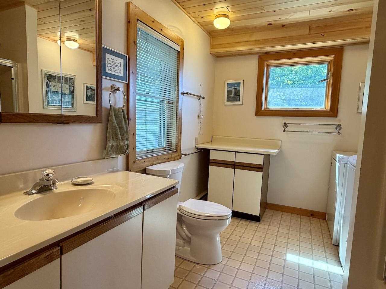 29090 South End Road Beaver Island MI 49782