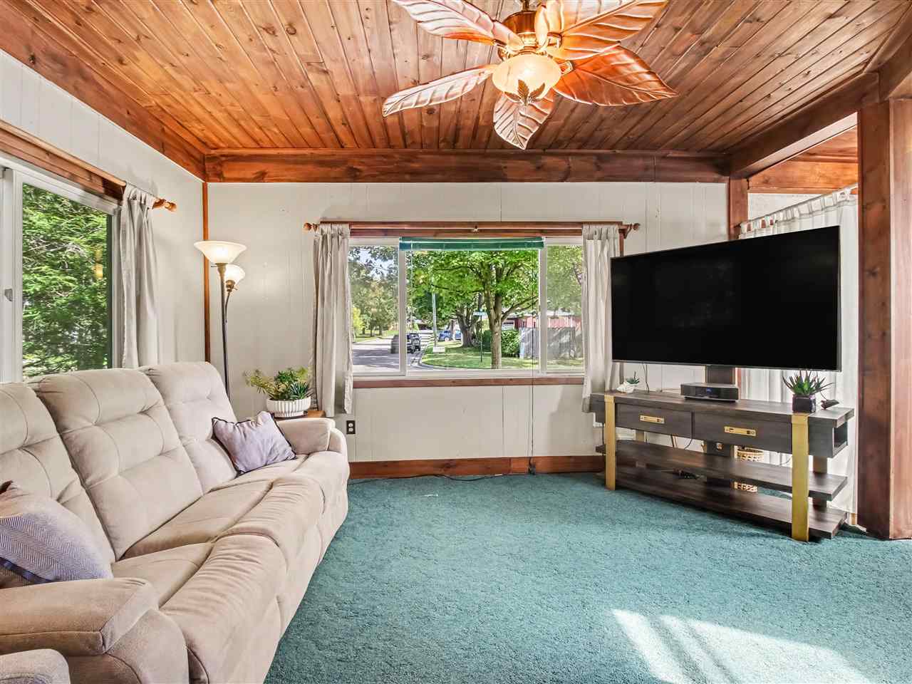 1018 Waukazoo Petoskey MI 49770
