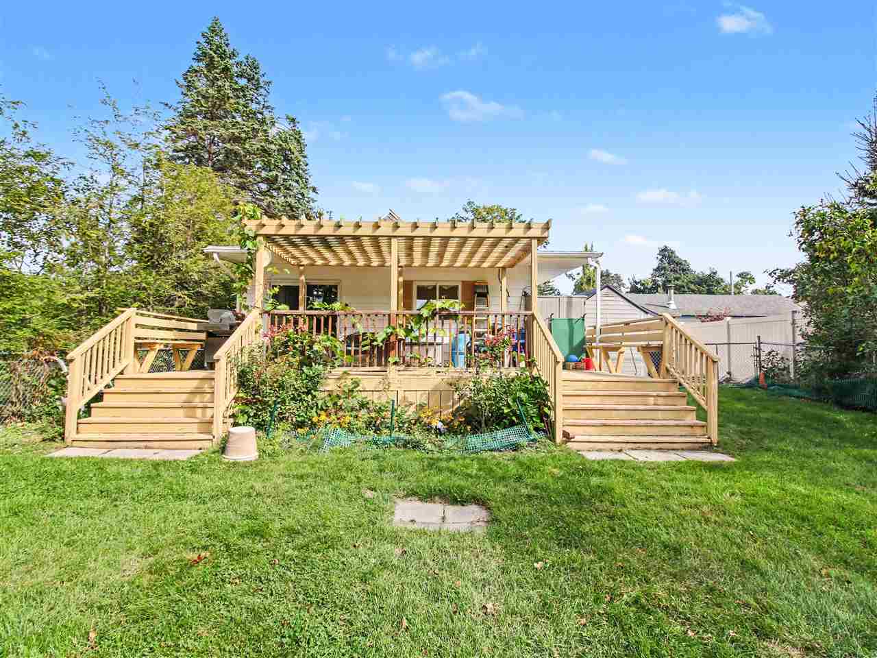 1018 Waukazoo Petoskey MI 49770
