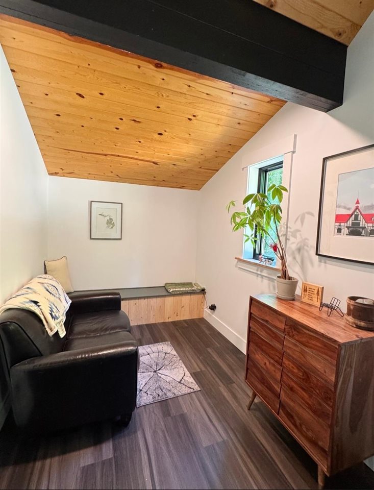 1718 N Lake Shore Drive Harbor Springs MI 49740