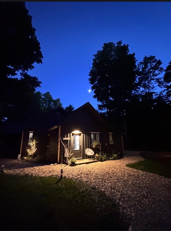 1718 N Lake Shore Drive Harbor Springs MI 49740