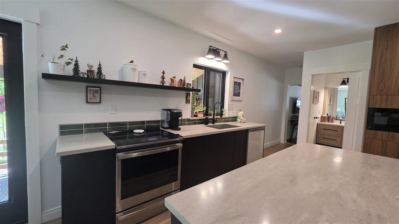 1718 N Lake Shore Drive Harbor Springs MI 49740