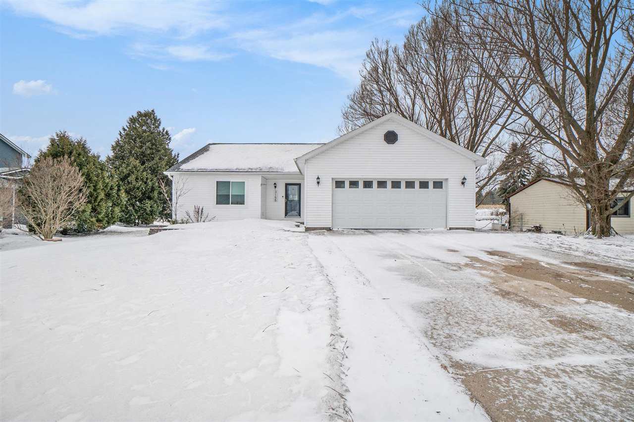 3155 Greenfield Drive Petoskey MI 49770