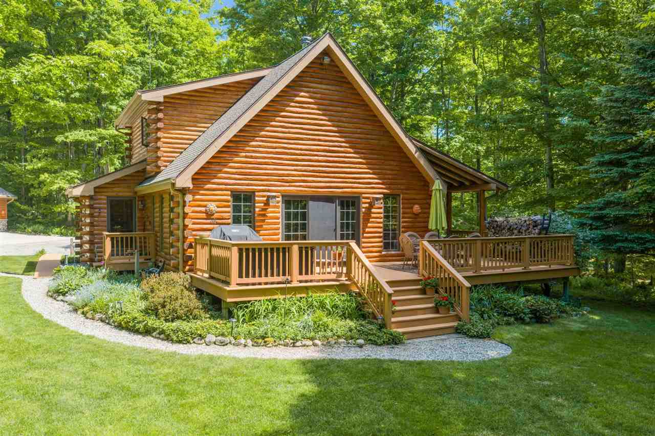 2088 W Townline Road Harbor Springs MI 49740-9767