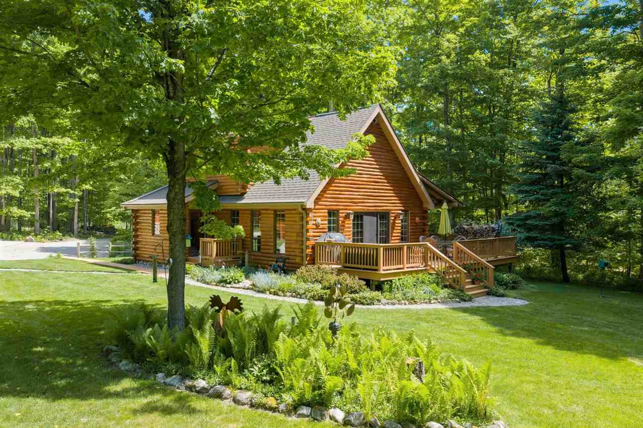 2088 W Townline Road Harbor Springs MI 49740-9767