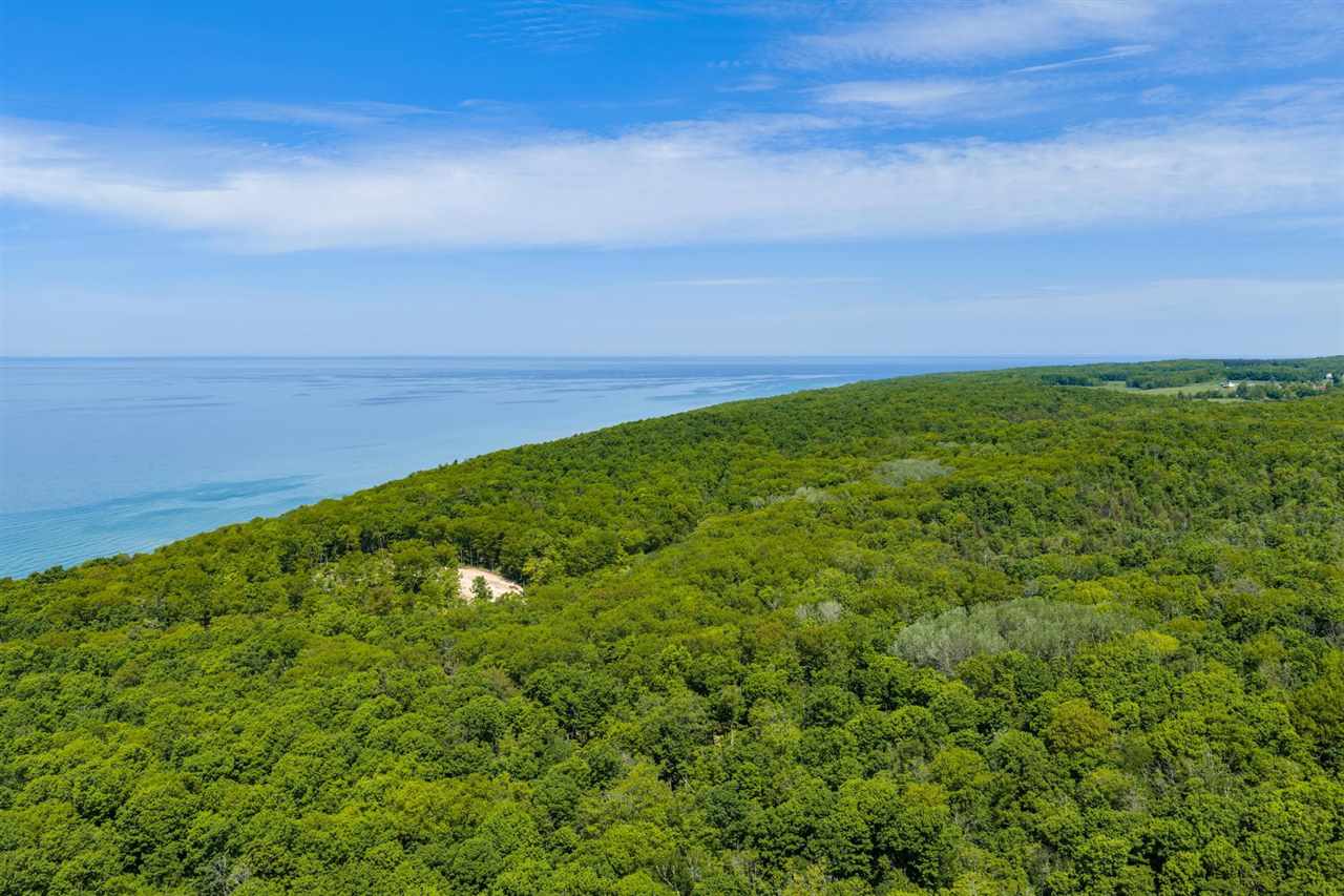 2088 W Townline Road Harbor Springs MI 49740-9767