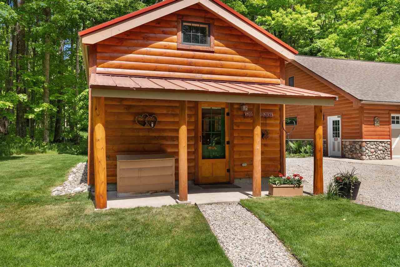 2088 W Townline Road Harbor Springs MI 49740-9767