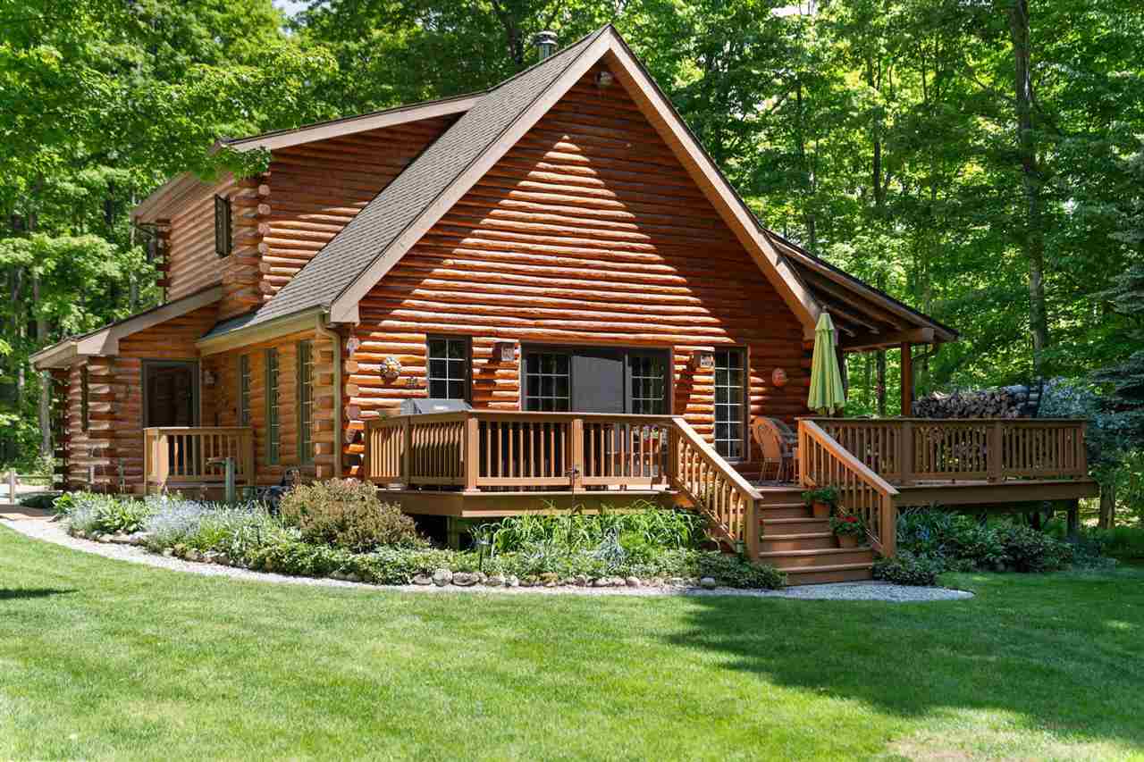 2088 W Townline Road Harbor Springs MI 49740-9767