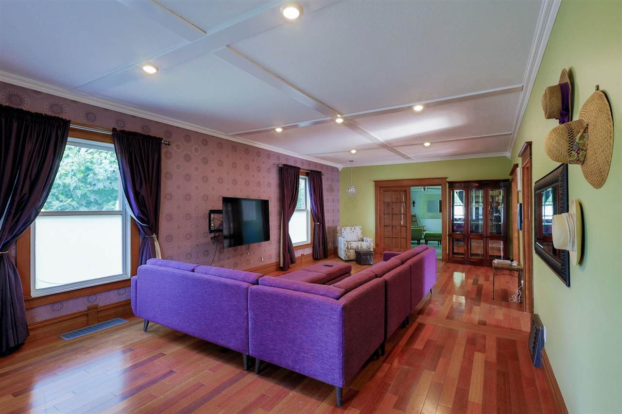 113 W Lincoln Street Charlevoix MI 49720