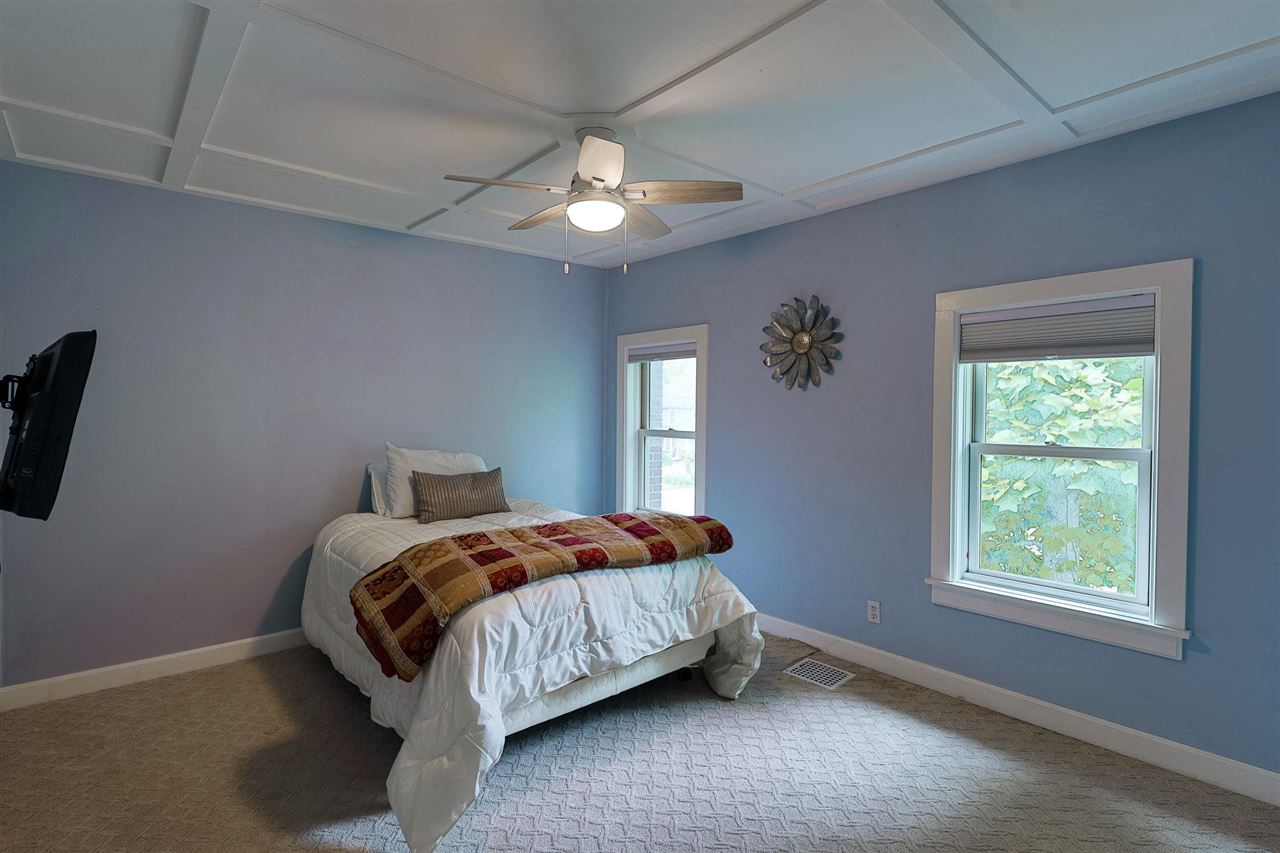 113 W Lincoln Street Charlevoix MI 49720