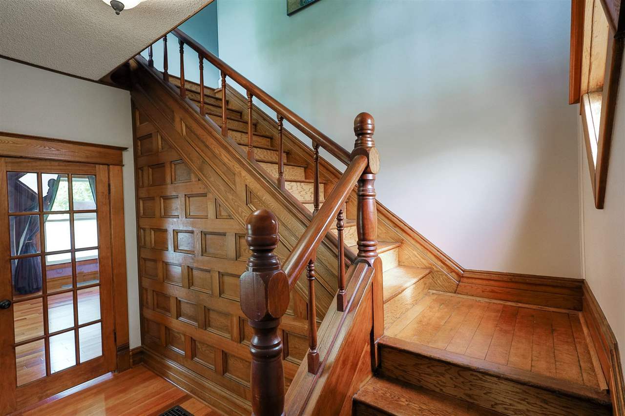 113 W Lincoln Street Charlevoix MI 49720