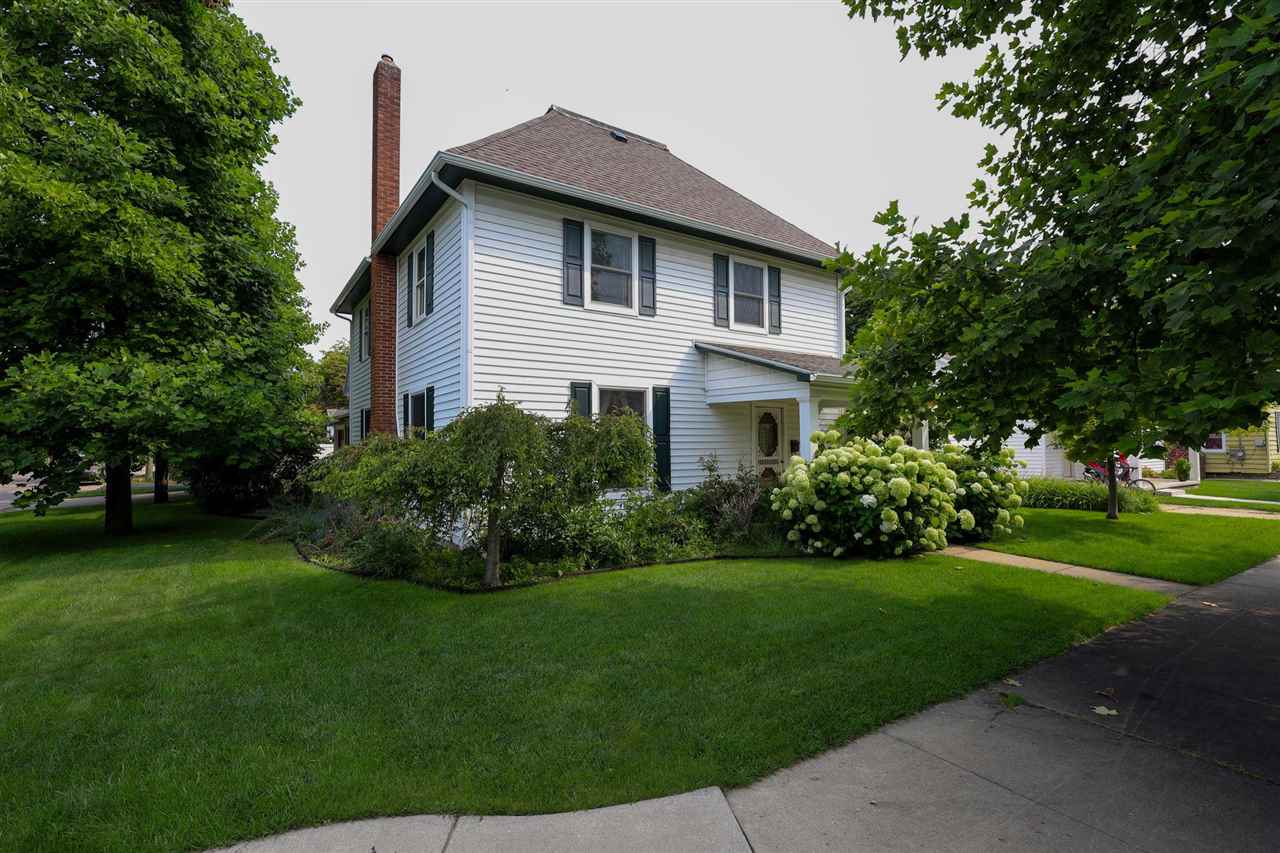 113 W Lincoln Street Charlevoix MI 49720
