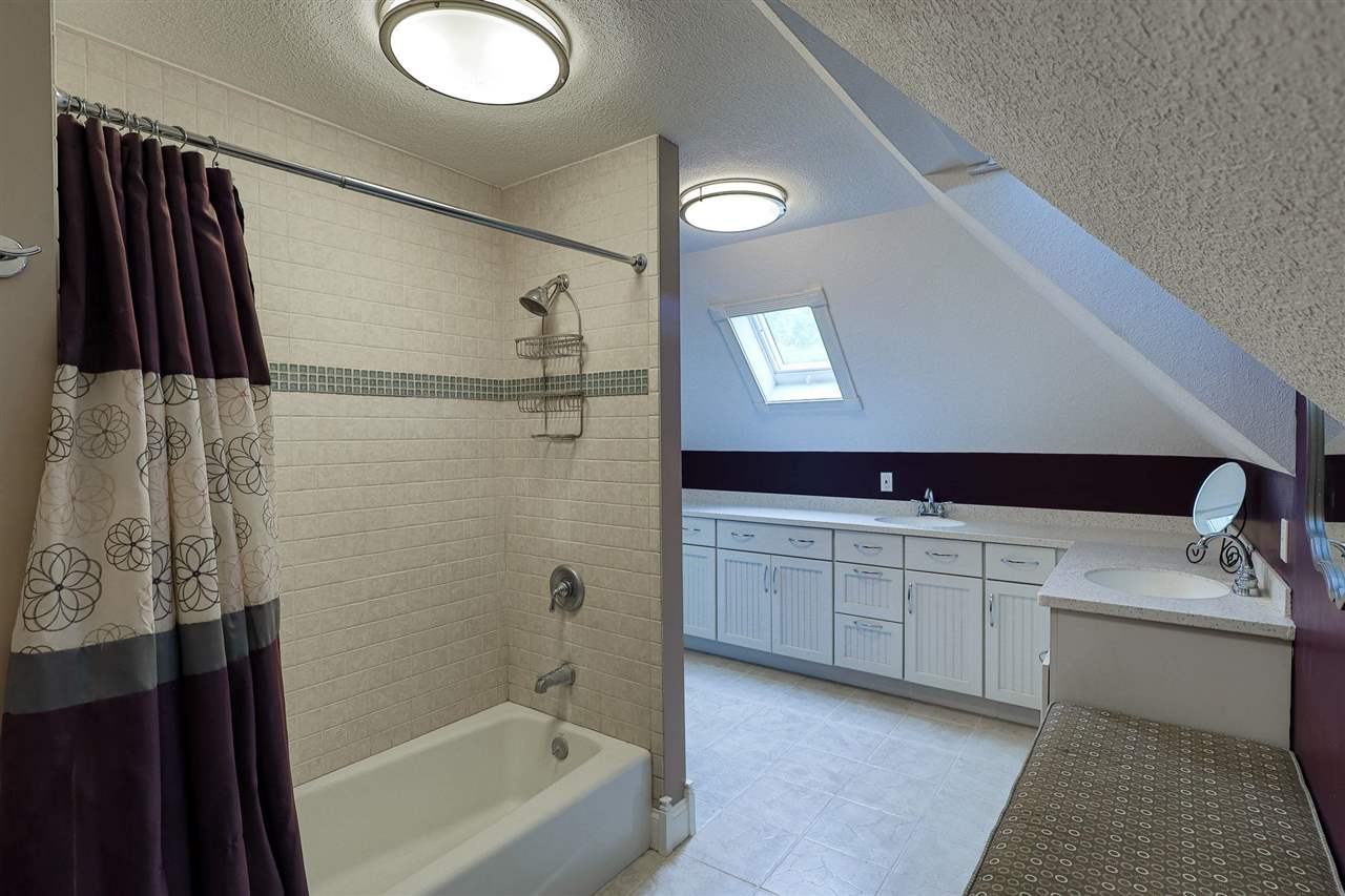 113 W Lincoln Street Charlevoix MI 49720