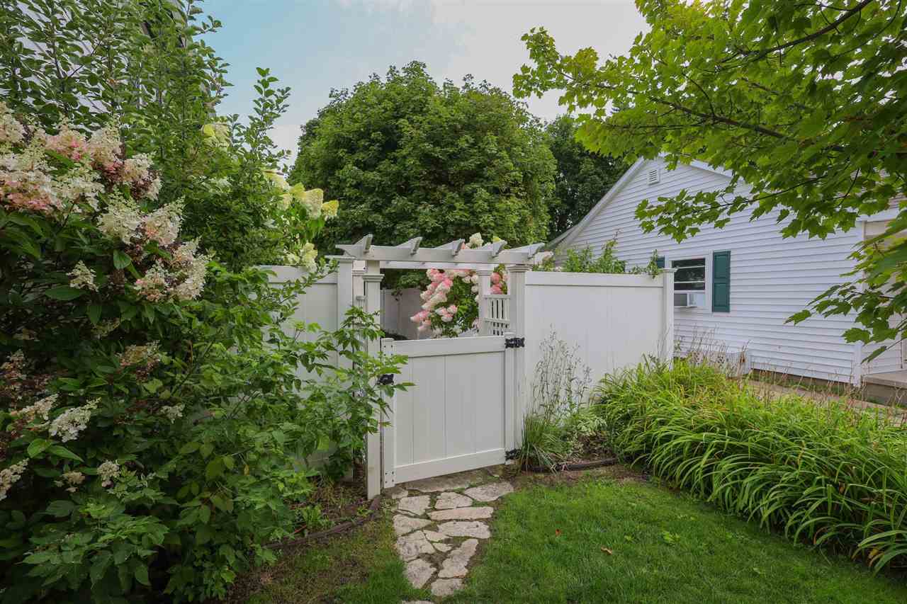 113 W Lincoln Street Charlevoix MI 49720