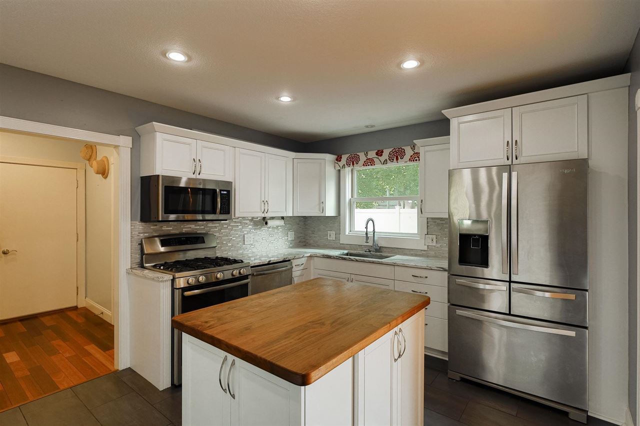 113 W Lincoln Street Charlevoix MI 49720