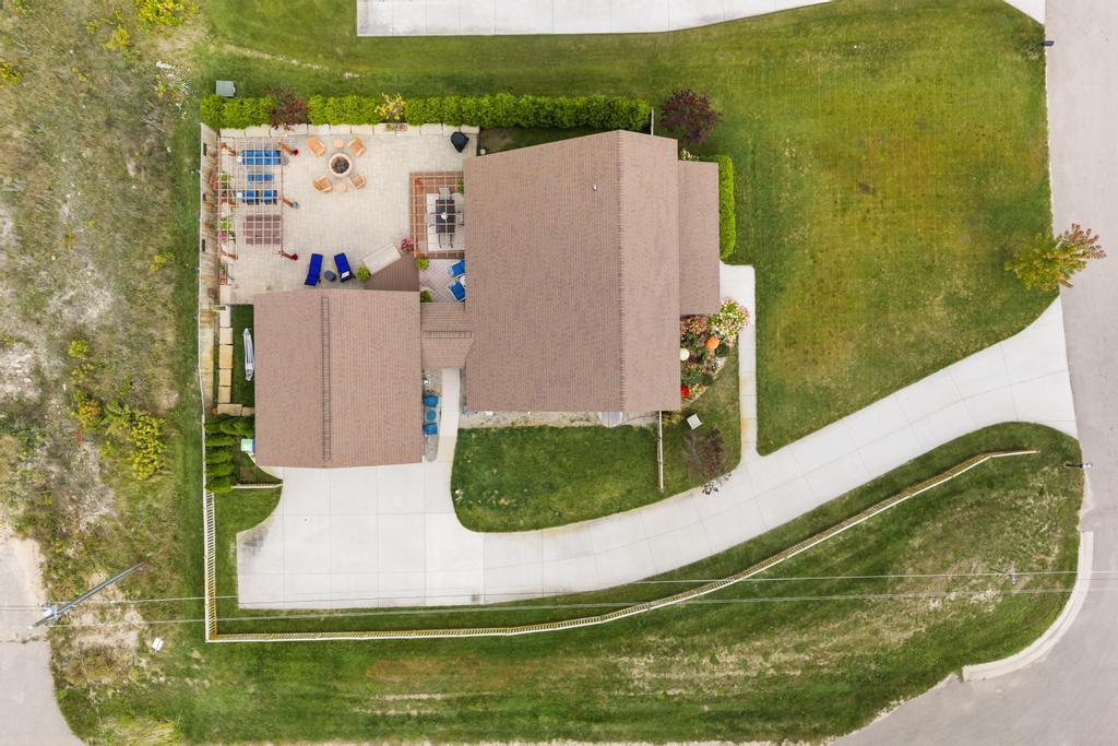 1021 Woodridge Petoskey MI 49770