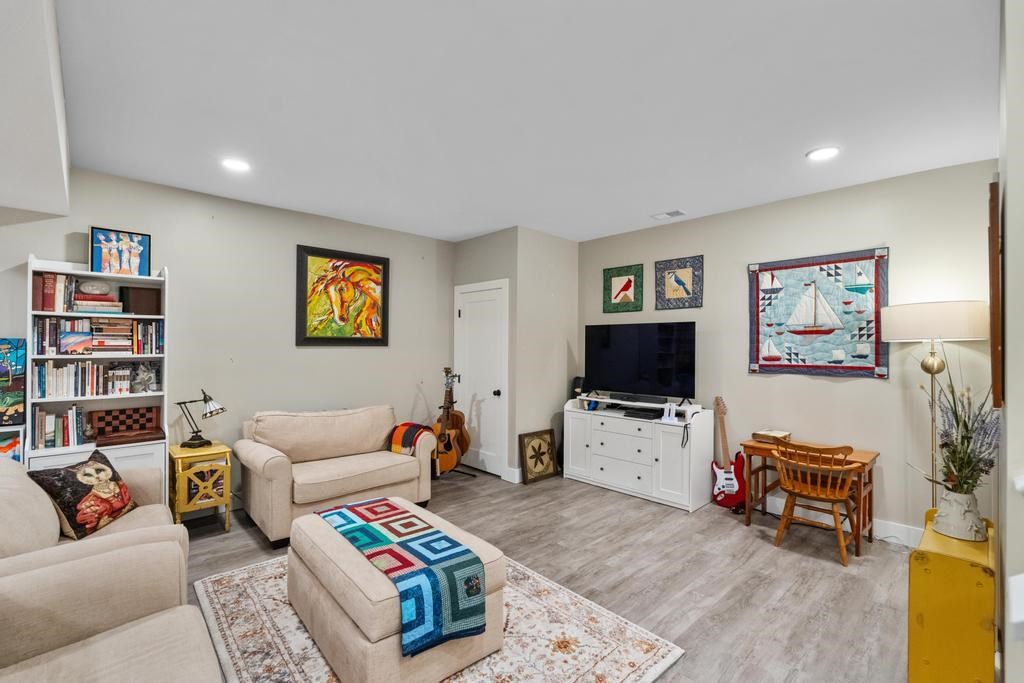 1021 Woodridge Petoskey MI 49770