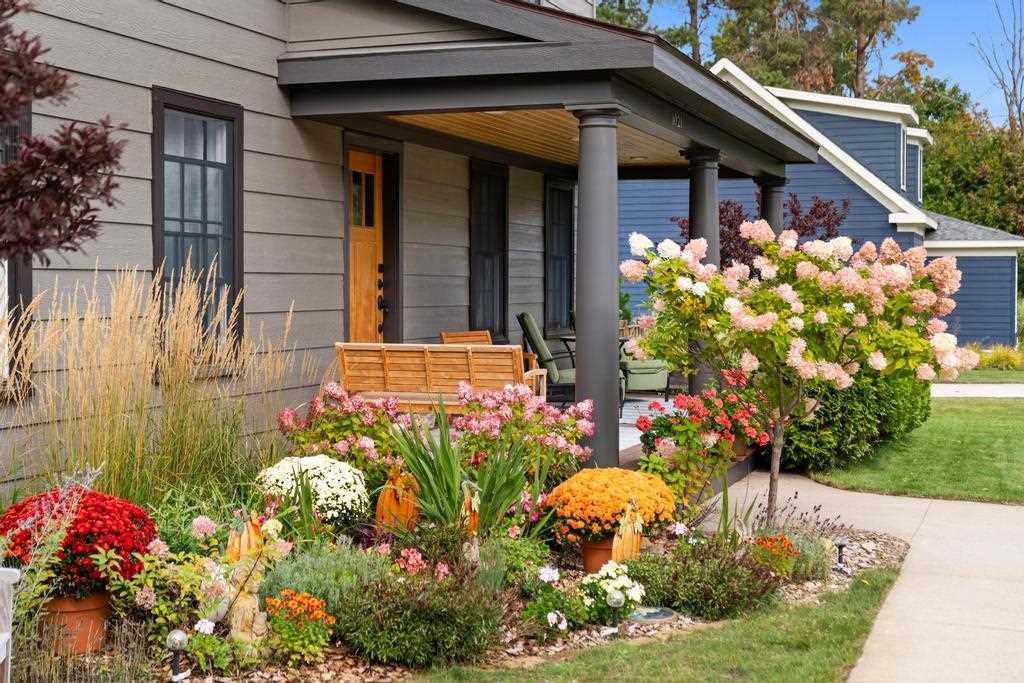 1021 Woodridge Petoskey MI 49770