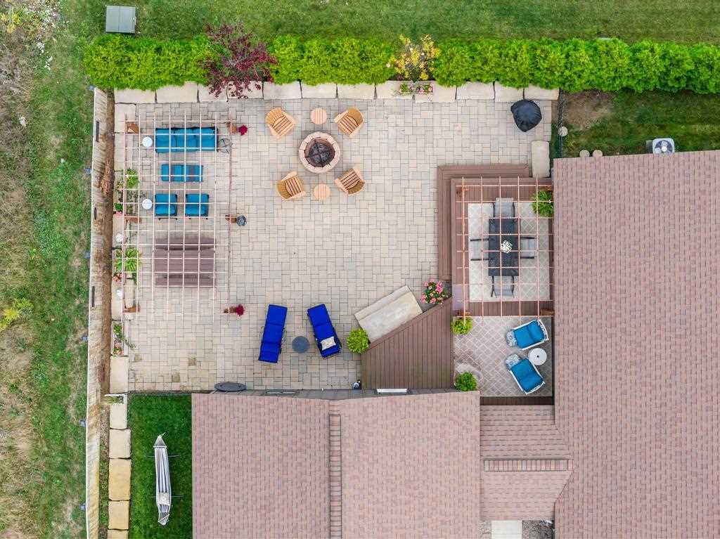 1021 Woodridge Petoskey MI 49770