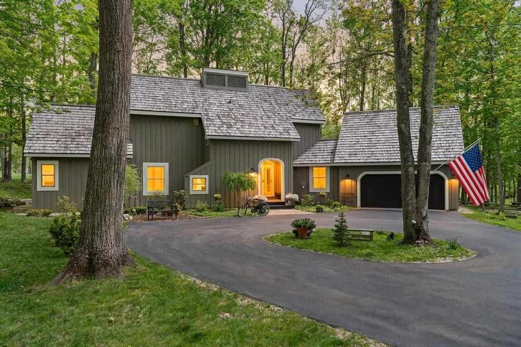 2029 Greenbriar Harbor Springs MI 49740