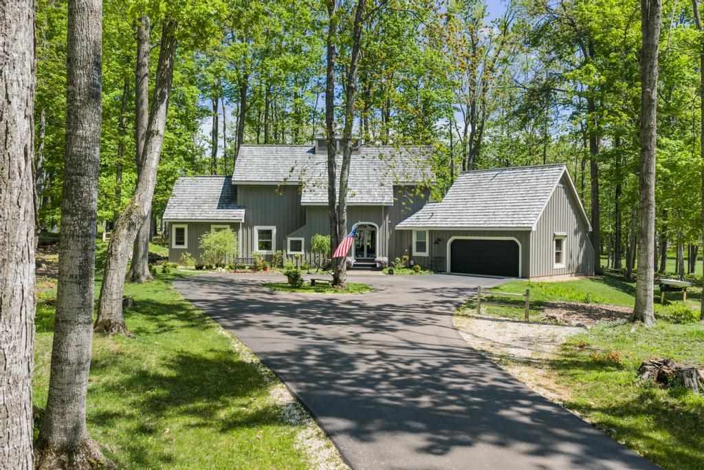 2029 Greenbriar Harbor Springs MI 49740