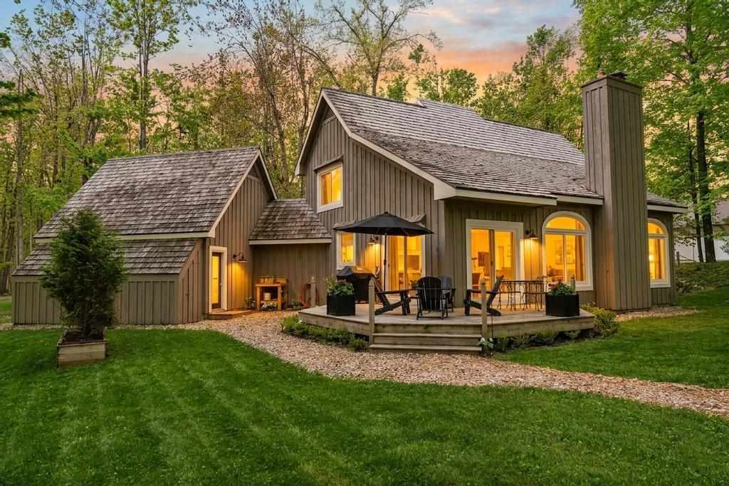 2029 Greenbriar Harbor Springs MI 49740