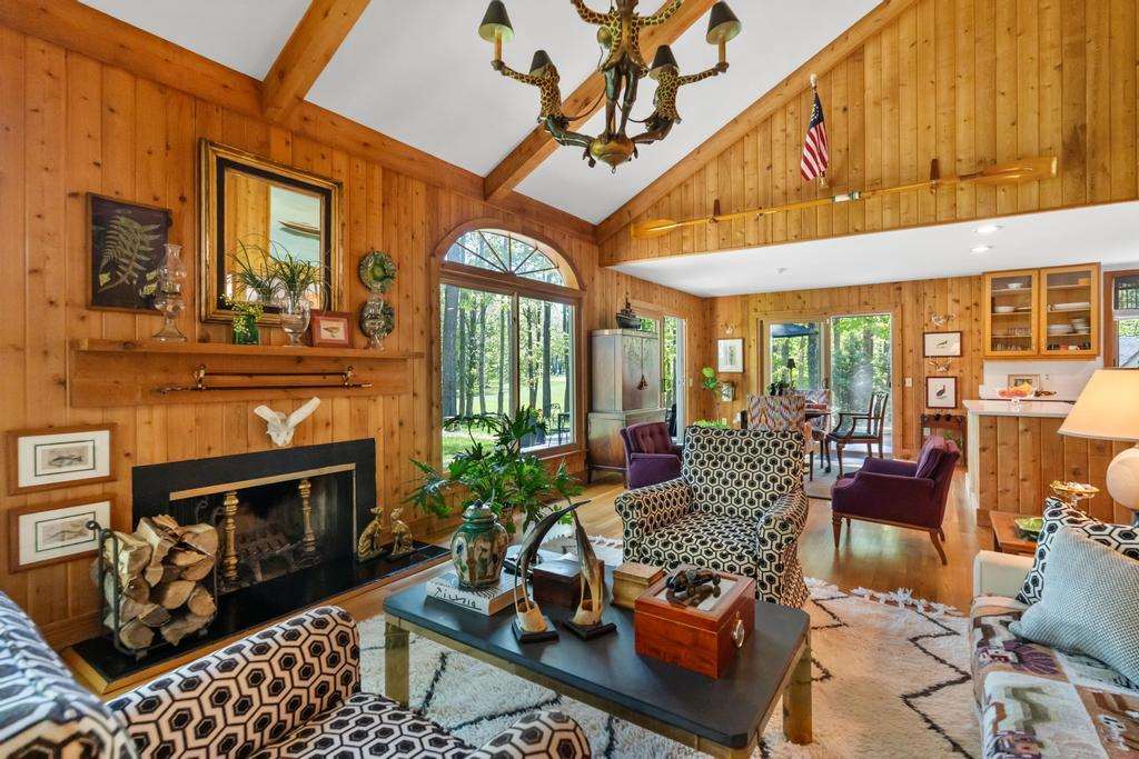 2029 Greenbriar Harbor Springs MI 49740