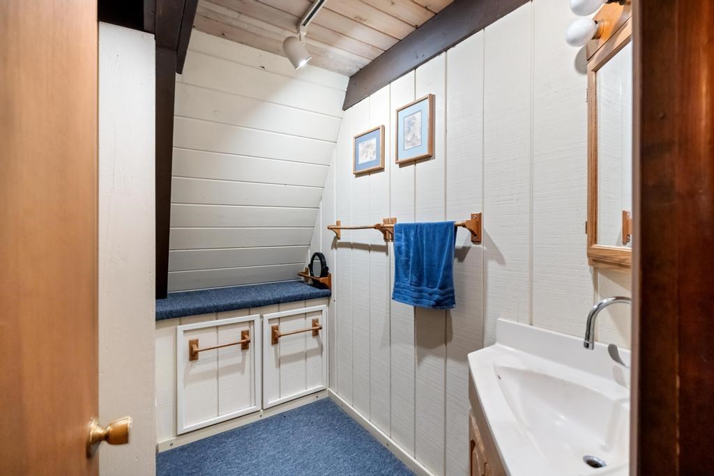 5250 Kandahar Harbor Springs MI 49740
