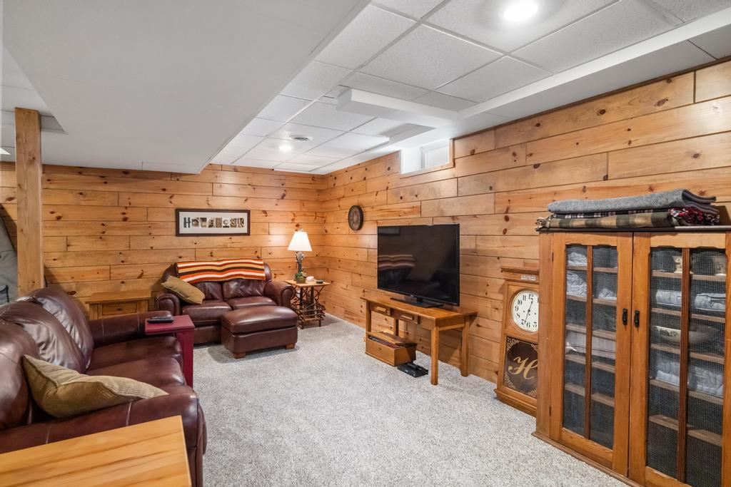 642 E Lake Street Harbor Springs MI 49740