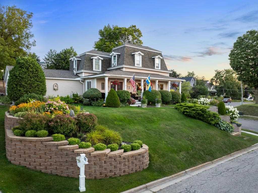 402 Beech Street Petoskey MI 49770