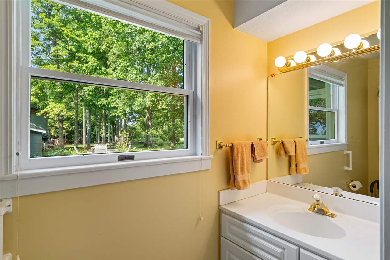 826 Surrey Lane Petoskey MI 49770