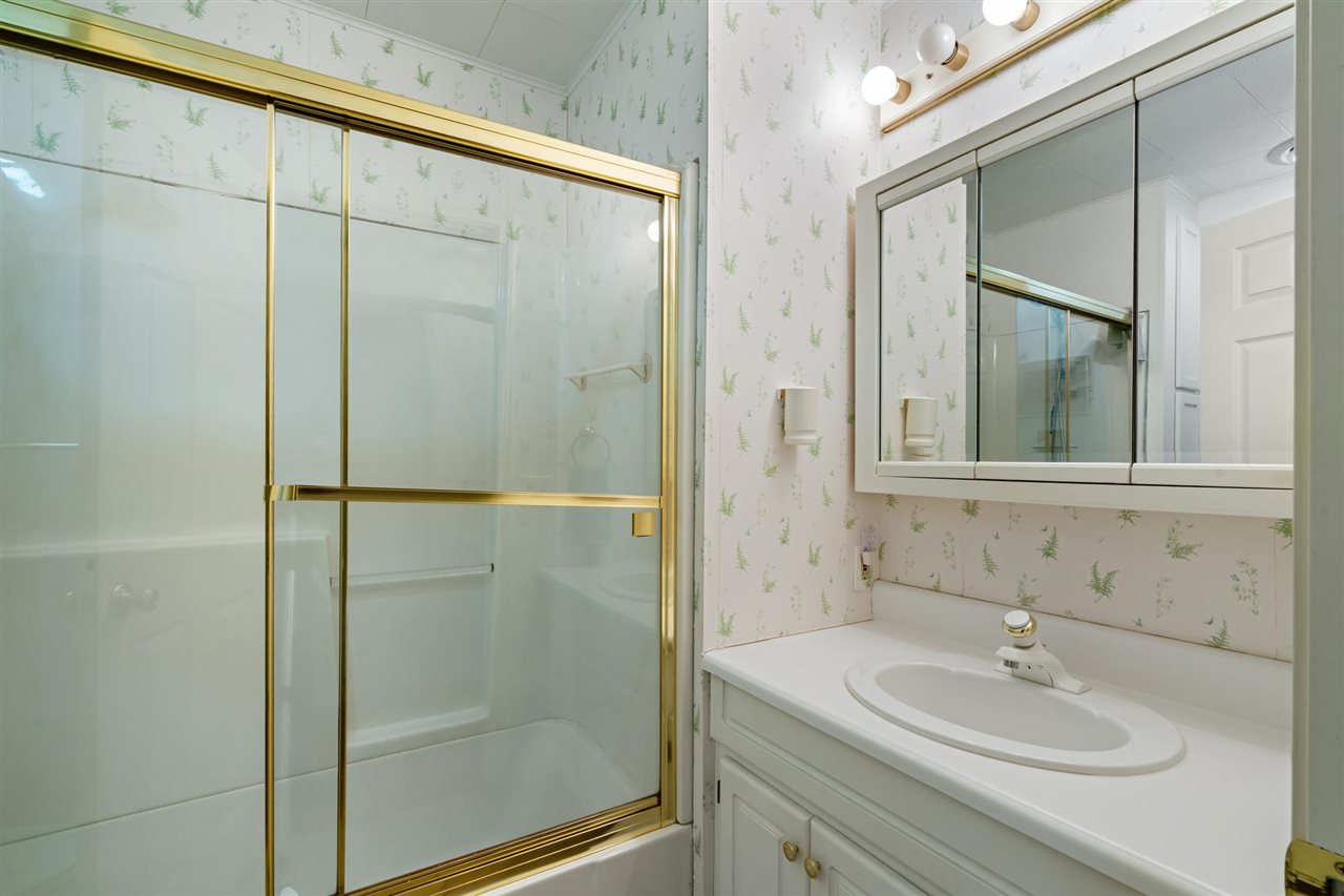 826 Surrey Lane Petoskey MI 49770