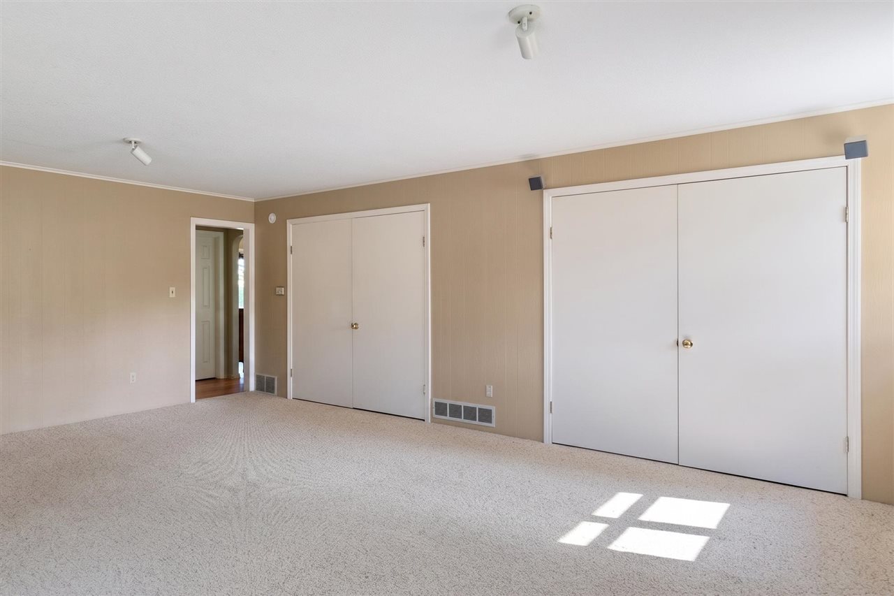 826 Surrey Lane Petoskey MI 49770