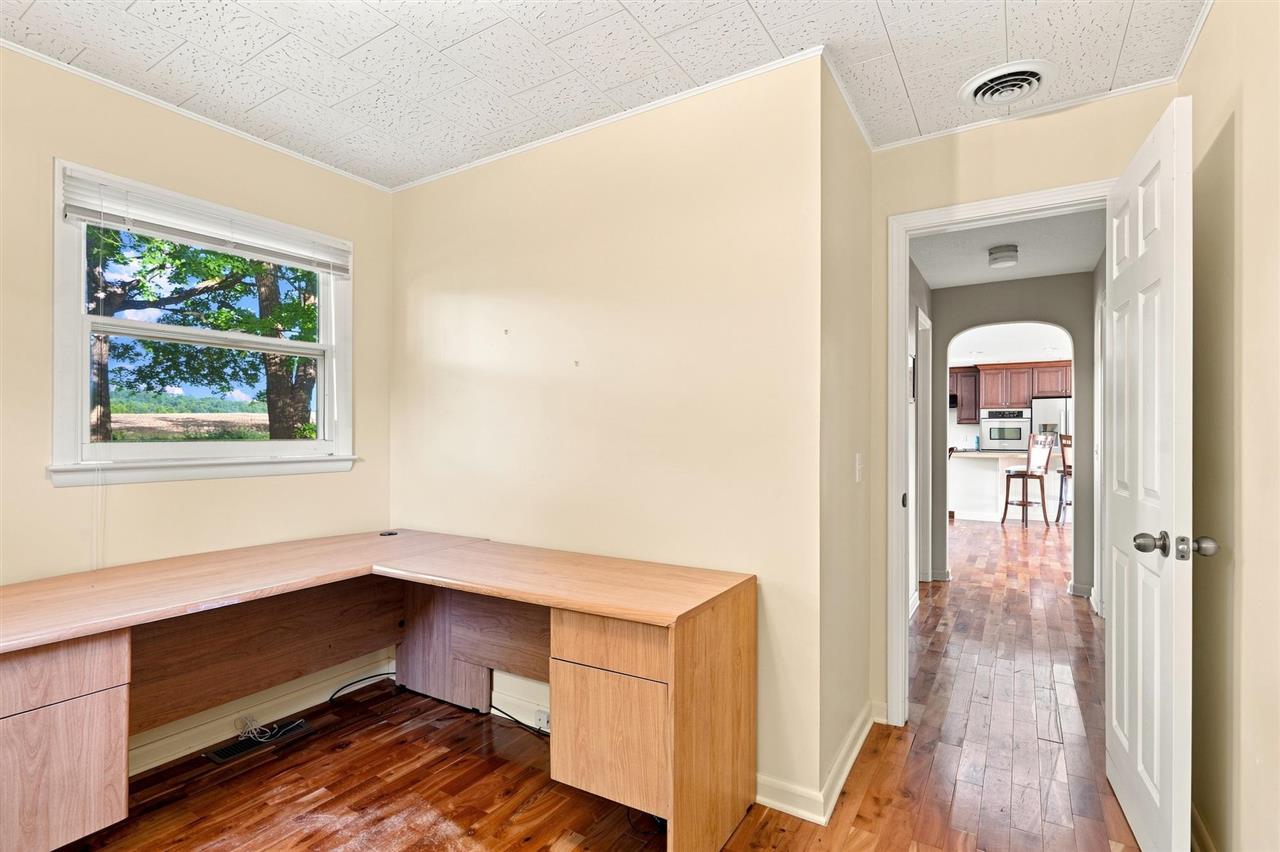 826 Surrey Lane Petoskey MI 49770