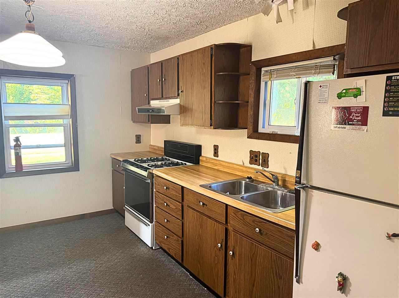 725 & 723 W Central Avenue Mackinaw City MI 49701