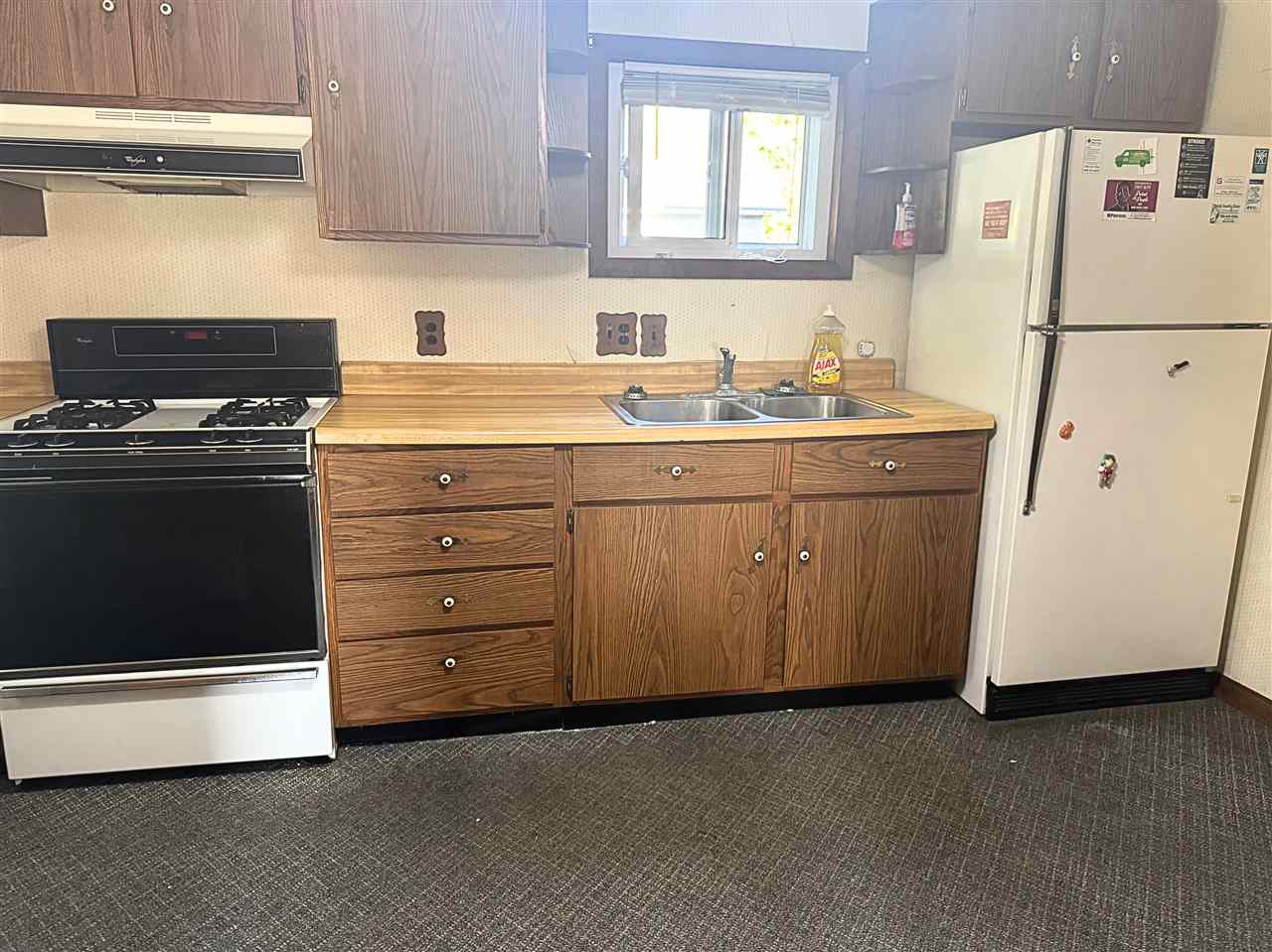 725 & 723 W Central Avenue Mackinaw City MI 49701