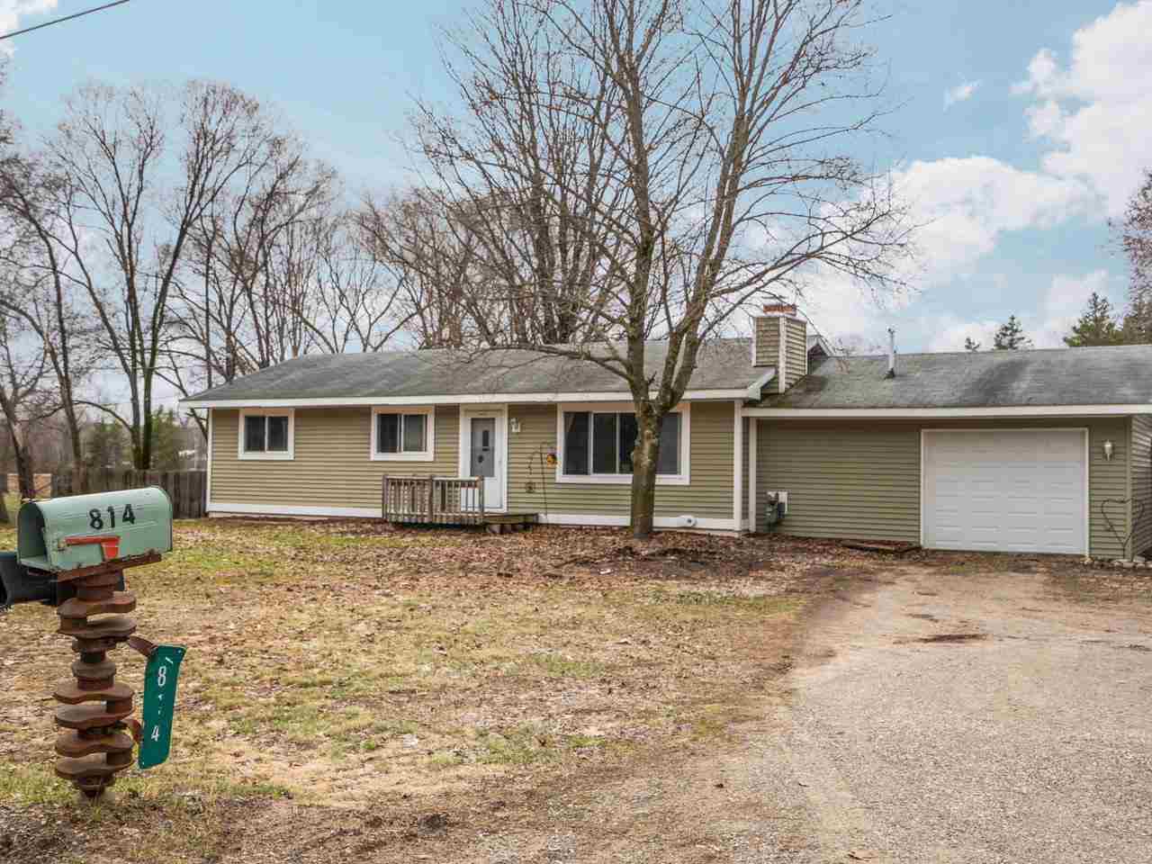 814 Maple Street East Jordan MI 49727