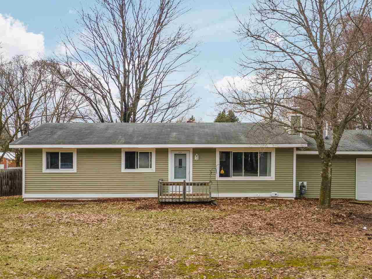 814 Maple Street East Jordan MI 49727
