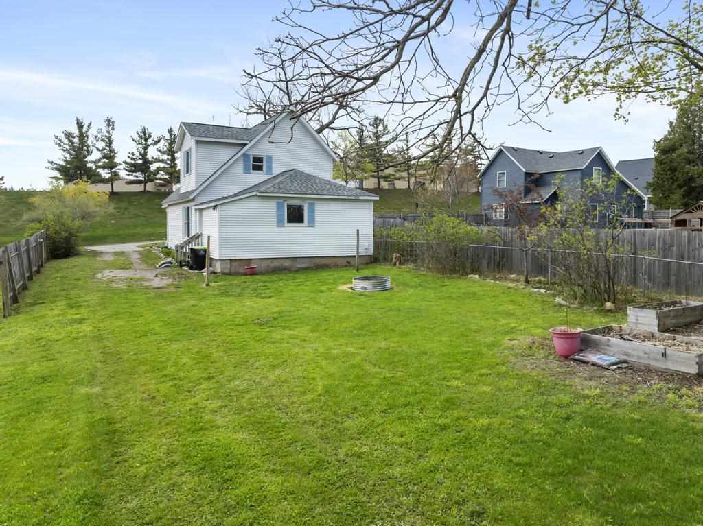 520 W Sheridan Petoskey MI 49770