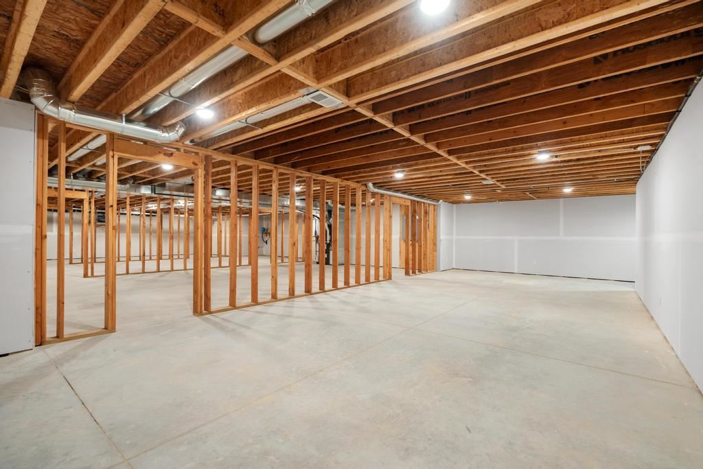 5060 Lower Shore Drive Harbor Springs MI 49740