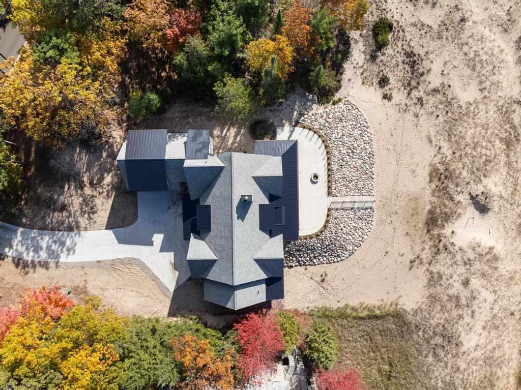 5060 Lower Shore Drive Harbor Springs MI 49740