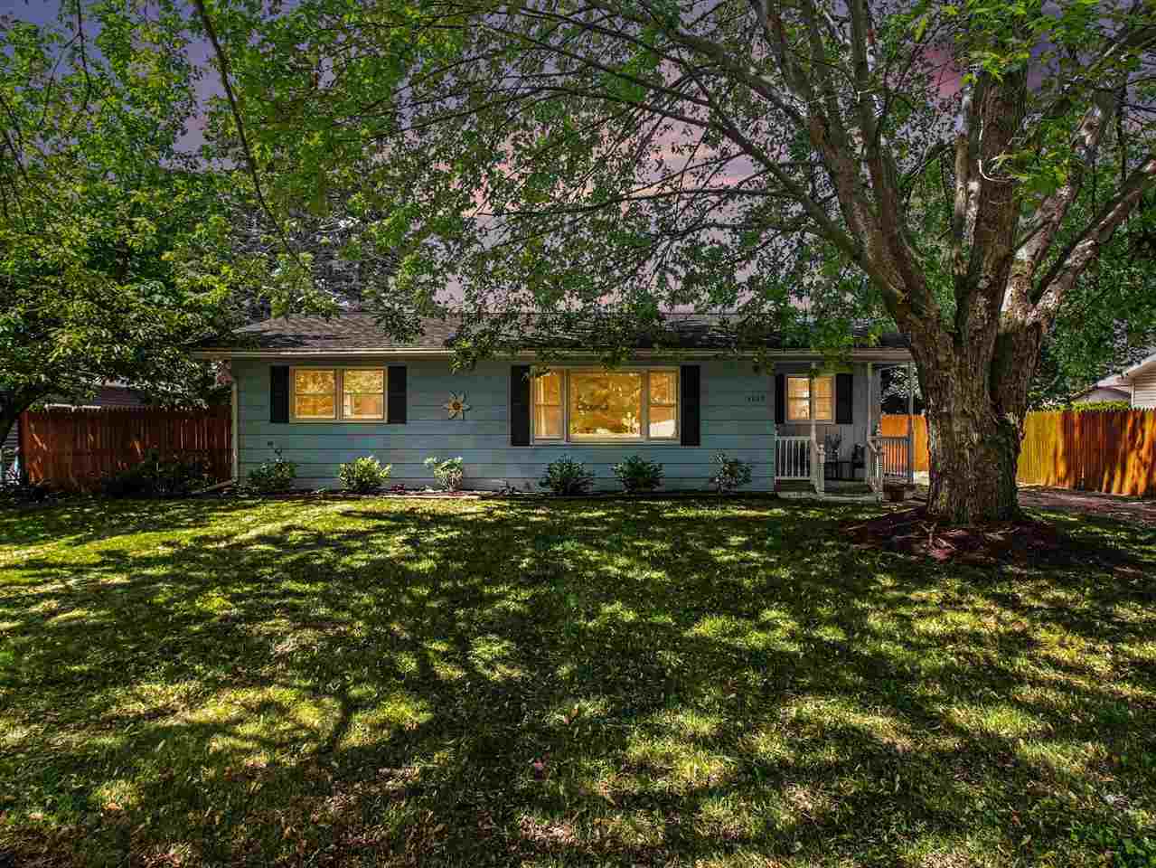 1105 Grant Street Charlevoix MI 49720