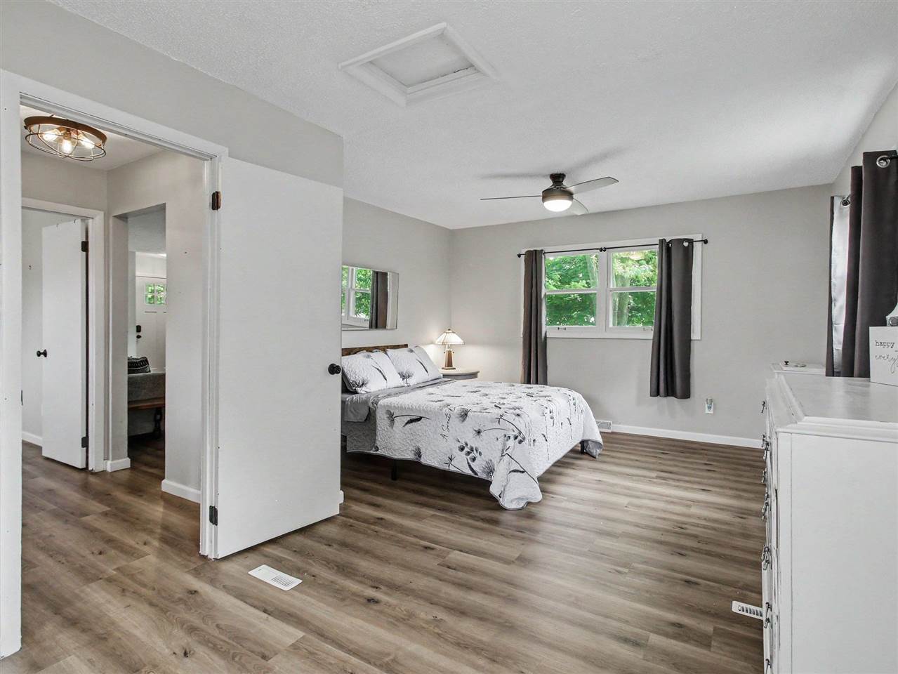 1105 Grant Street Charlevoix MI 49720