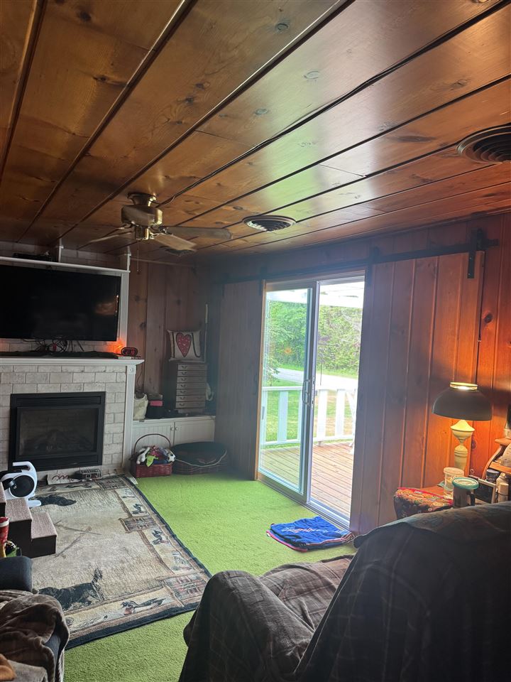 15105 Beaumont Drive Cheboygan MI 49721