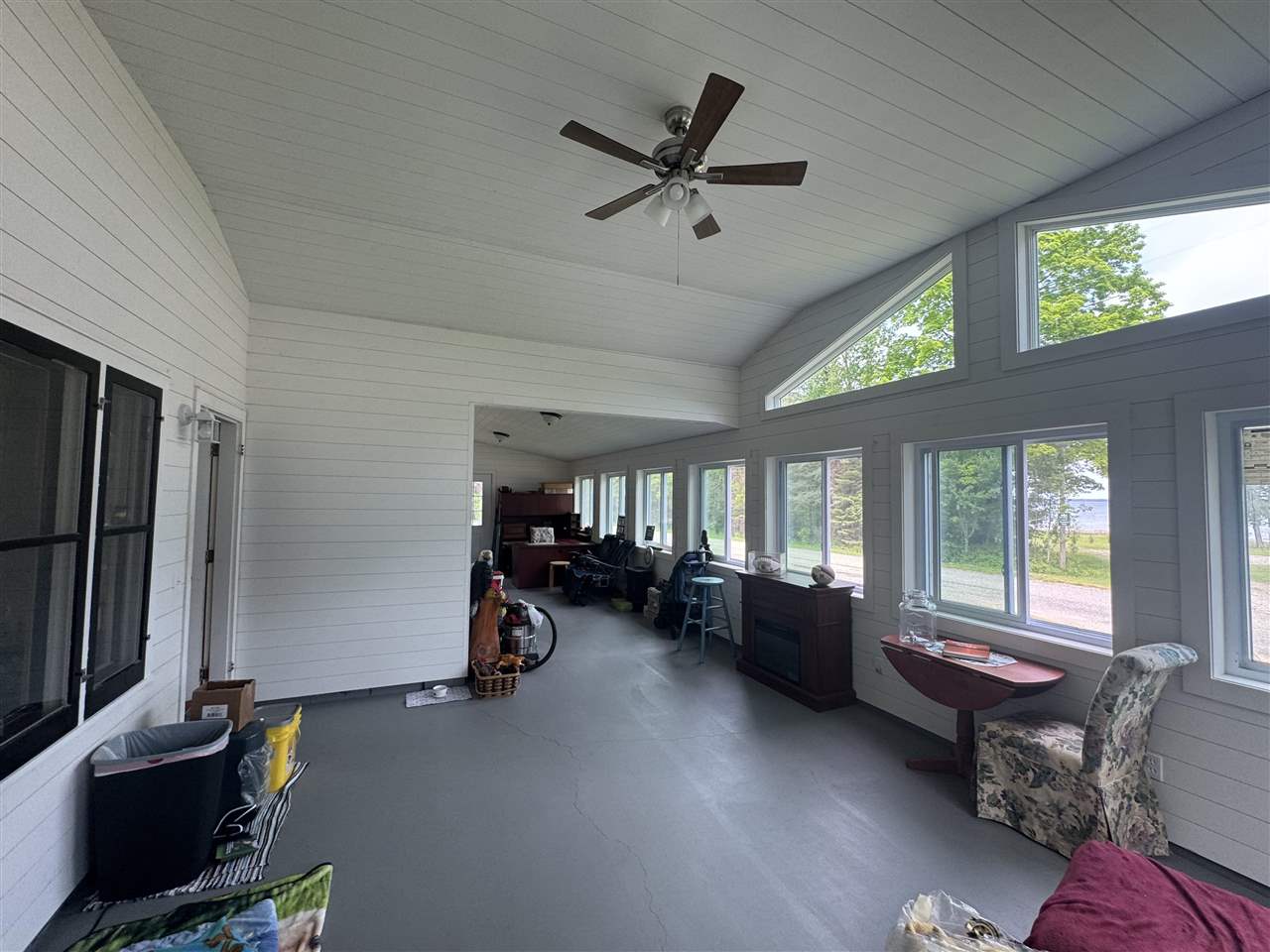 15105 Beaumont Drive Cheboygan MI 49721