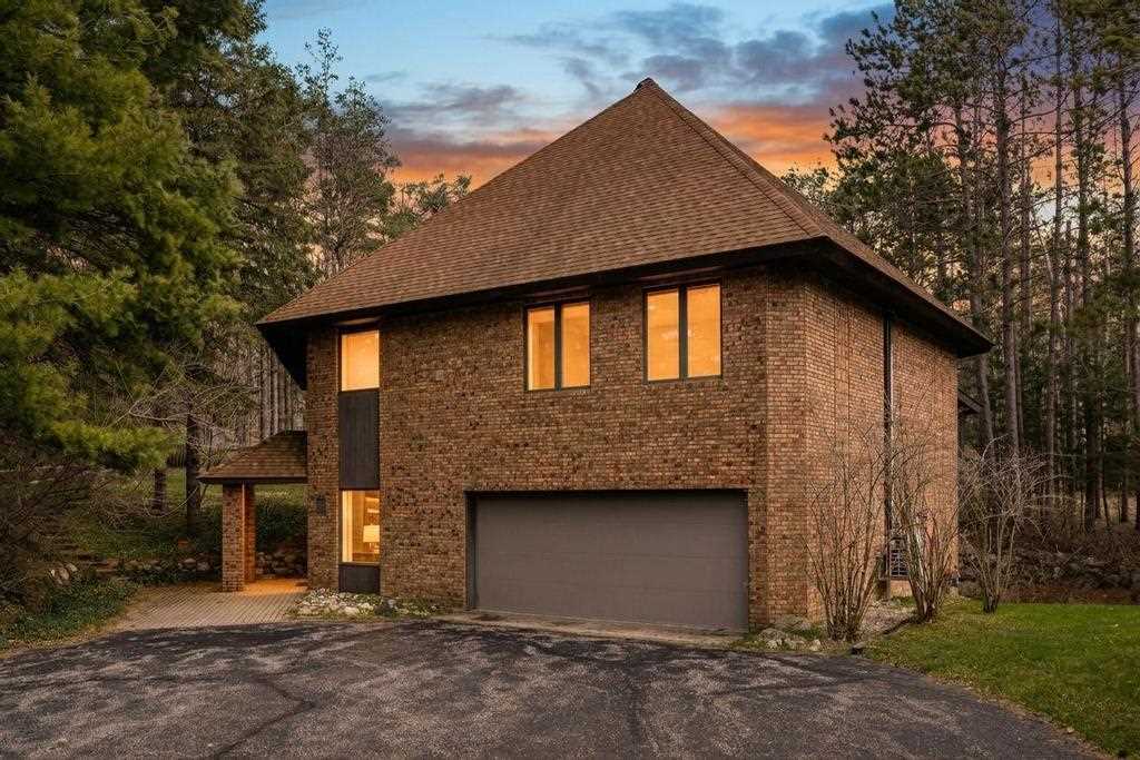 340 Hill Street Petoskey MI 49770