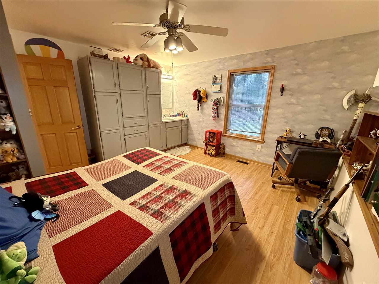 27646 White Cedar Trail Beaver Island MI 49782
