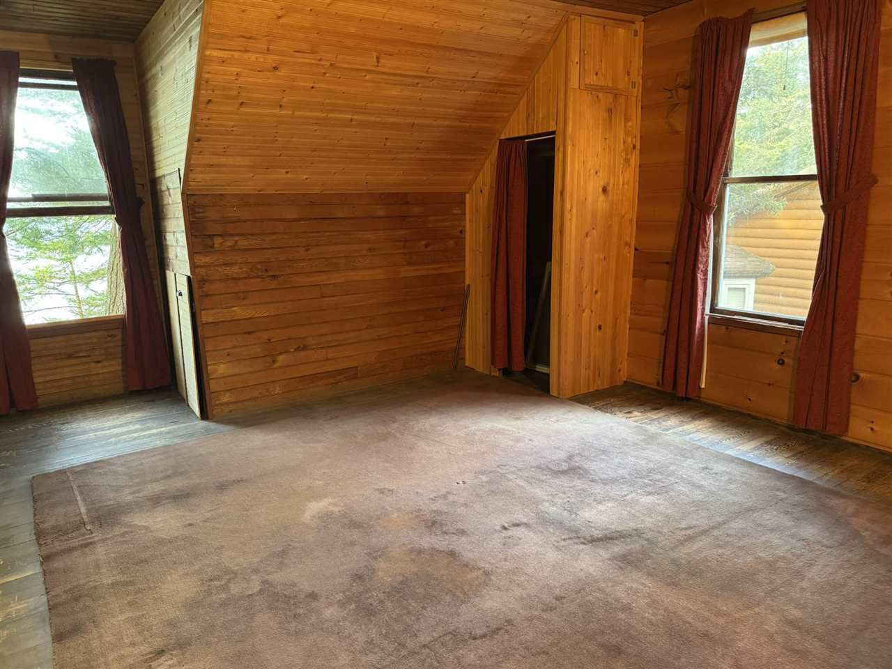 416 Lakeside Drive Mackinaw City MI 49701